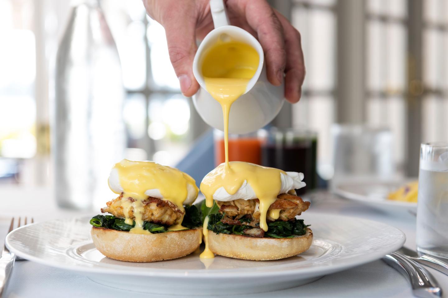 Crab Benedict at STARS
