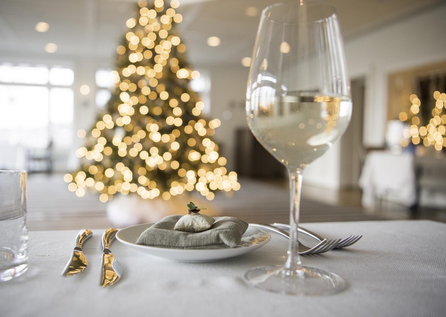 STARS Restaurant with Christmas Tree