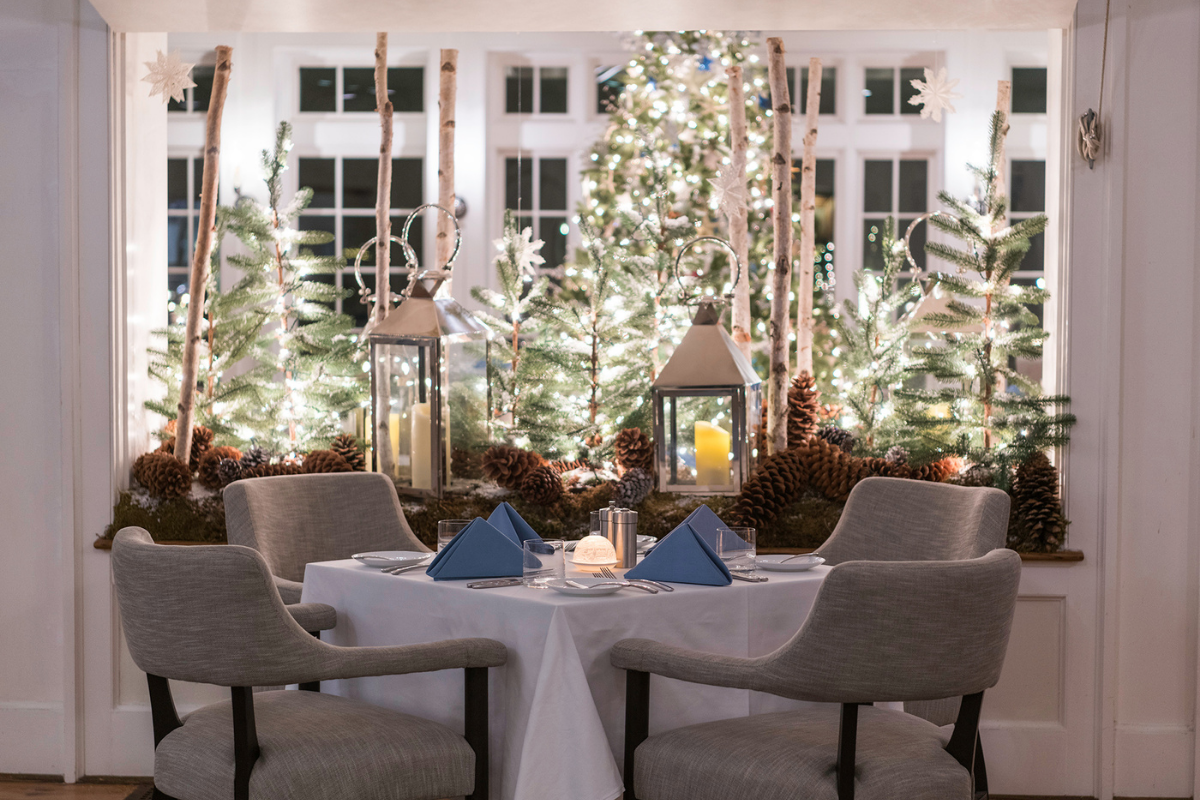 Glowing Christmas trees in STARS Restaurant